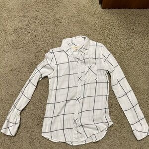 Thread + supply button down